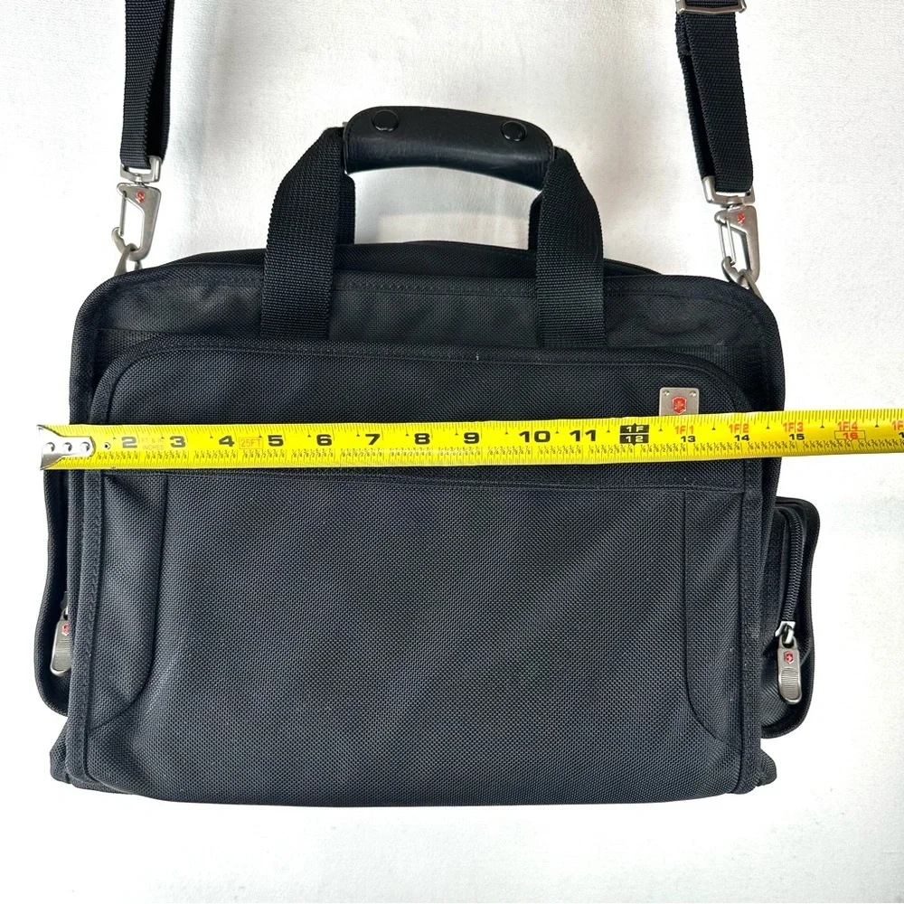Victorinox Laptop Messenger Bag 32011N Breifcase Office School